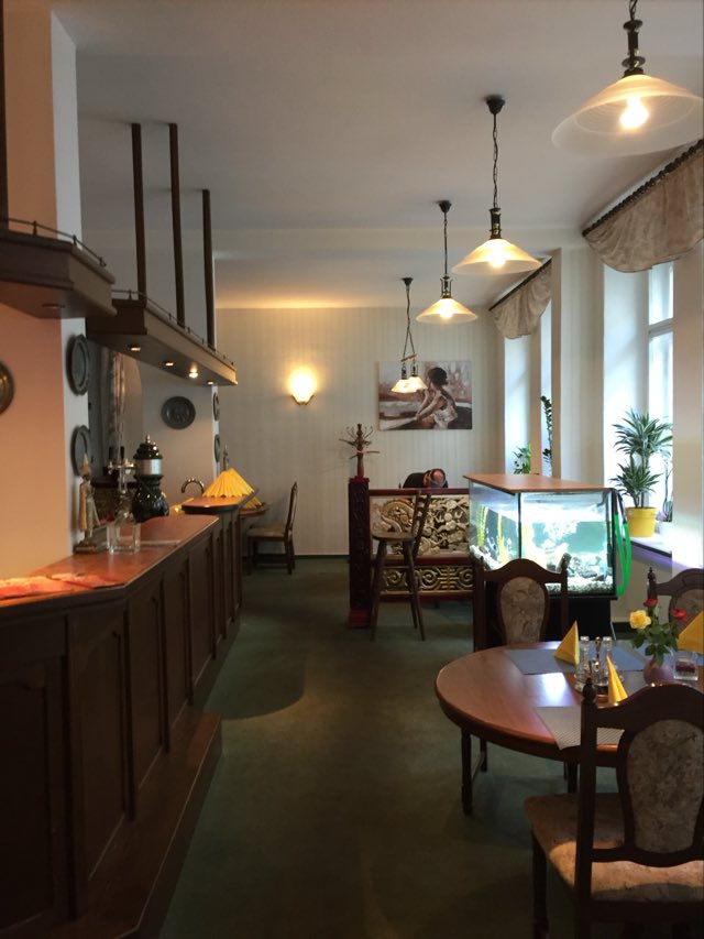 Buffet & Aquarium